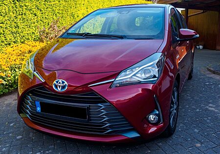 Toyota Yaris 1,5-l-VVT-i Hybrid CVT Y20 Club Y20 Club