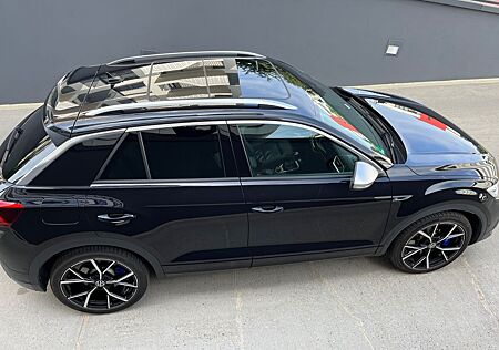VW T-Roc Volkswagen R 4MOT Garantie/WR/Pano/AKRAPOVIC/BeatsA