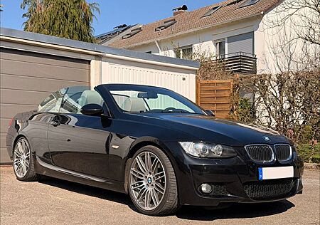 BMW 330i Cabrio - M-Paket - Scheckh. gepfl.