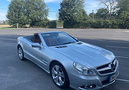 Mercedes-Benz SL 500 SL500, 5.5L. V8, AMG-PAKET, TOP ZUSTAND,Facelift