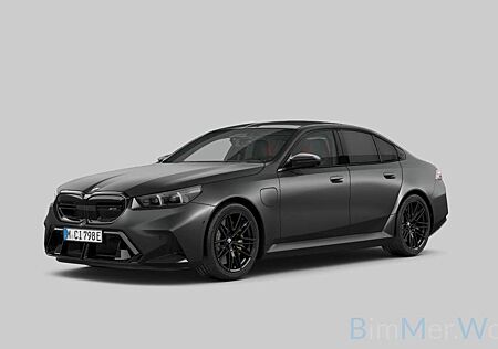 BMW M5 LIM. CARBON EXTERIOR / B&W / 21" / DR ASS PRO