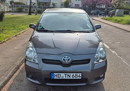 Toyota Corolla Verso 2.2-l-D-CAT Sol Sol