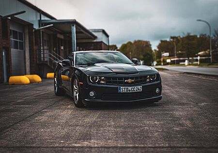 Chevrolet Camaro 6.2 V8 AT -