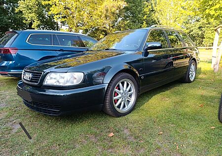 Audi S6 2.2 Avant 6-Gang -