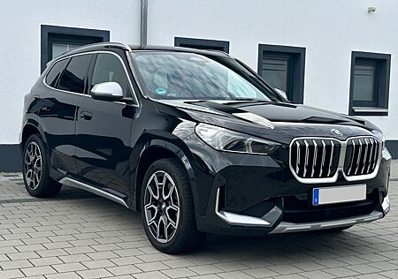 BMW X1 xDrive23d Steptronic -xLine, AHK,HUD