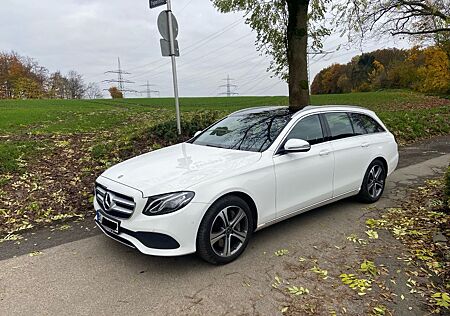 Mercedes-Benz E 400 d 4MATIC T Autom. - Pano - AHK