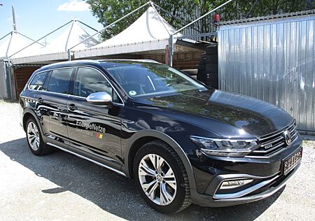 VW Passat Alltrack Volkswagen Highline 4Motion Navi LED Kamera