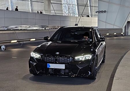 BMW 340 D xDrive Touring Facelift Standh. AHK 360