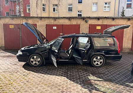 Volvo V70 2.4 103kW - TÜV 01/28 ZR Neu