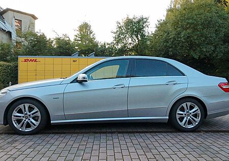 Mercedes-Benz E 220 CDI BlueEfficiency Avantgarde