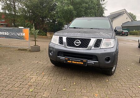 Nissan Pathfinder 2.5 dCi Platinum