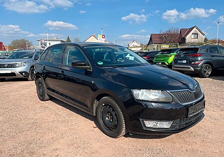 Skoda Rapid Spaceback Elegance *Navi*Xenon*PDC*