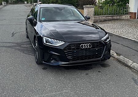 Audi A4 40 TDI S line quattro Avant