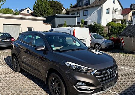 Hyundai Tucson TÜV NEU SCHECKHEFT