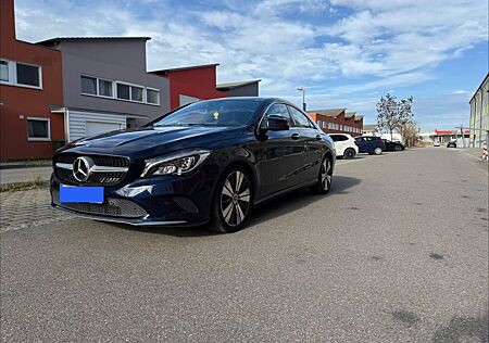 Mercedes-Benz CLA 180 Mercedes CLA 180d/Unfallfrei,1 Hand,TOP zustand