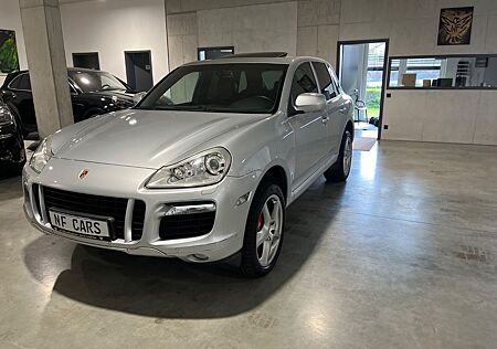Porsche Cayenne Turbo 4.8 1.HAND SH-
