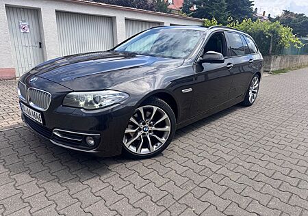 BMW 520 Touring d Leder-Pano-Navi-Pdc-AHK