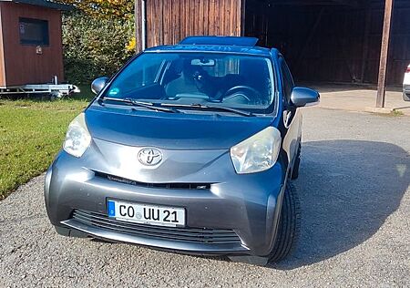 Toyota iQ + 1,4-l-D-4D +