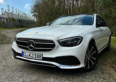 Mercedes-Benz E 300 e T Autom. - Avantgarde - Benzin-Hybrid