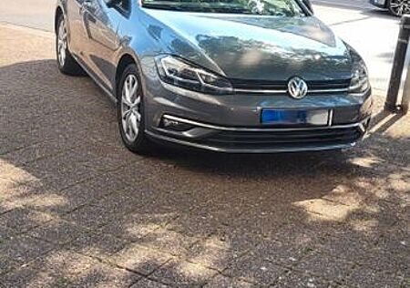 VW Golf Volkswagen 1.6 TDI SCR JOIN Variant JOIN