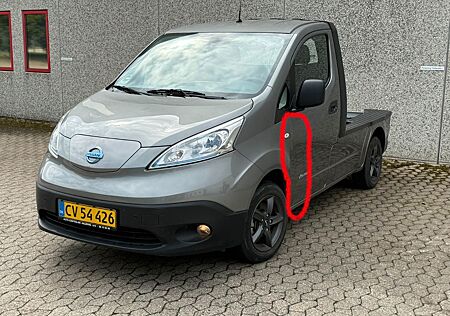 Nissan E-NV200 Pickup
