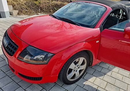 Audi TT Roadster 1.8T 110KW -