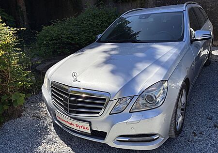 Mercedes-Benz E 300 CDI BlueEfficiency Avangarde