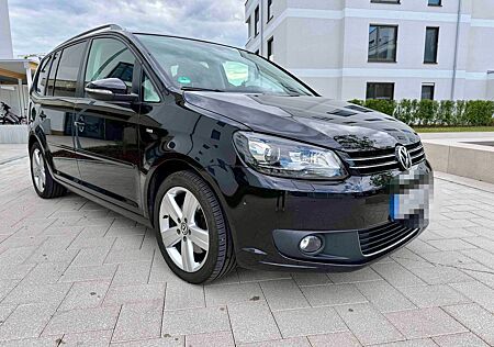 VW Touran Volkswagen 1.4 TSI CUP-Kamera-Pano-BiXenon-1Hand
