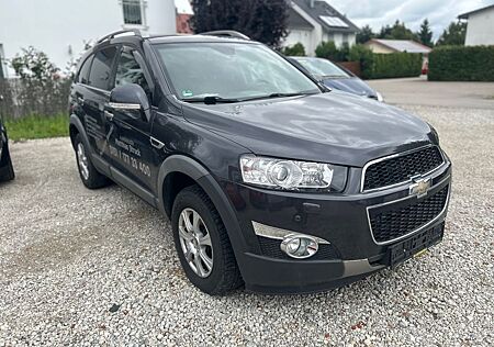 Chevrolet Captiva 2.2TD LTZ Auto AWD 7-Sitzer/