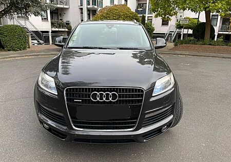 Audi Q7 3.0 TDI (DPF) quattro tiptronic -