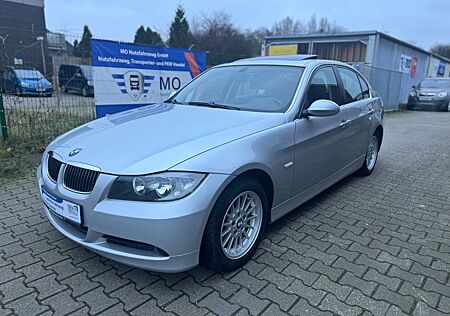 BMW 325i E90 *Automatik*2.Vorbesitzer*Wenig km*