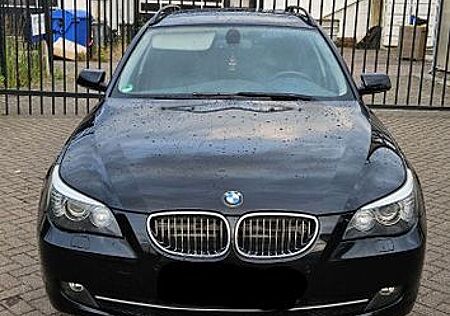 BMW 525i touring -