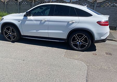 Mercedes-Benz GLE 43 AMG Coup Mercedes-AMG GLE 43 4MATIC Coupe