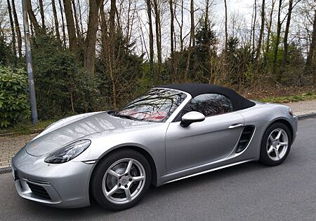 Porsche Boxster 1.Hd,PDK,PDLS, Klappenauspuff,PCM, Leder