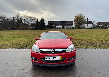 Opel Astra 1.8 ECOTEC Endless Summer/Leder /PDC / SHZ