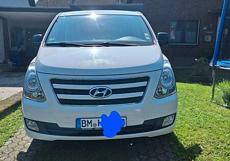 Hyundai H-1