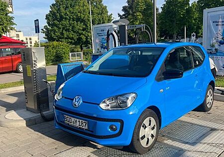VW Up Volkswagen ! 1.0 44kW cup ! cup !