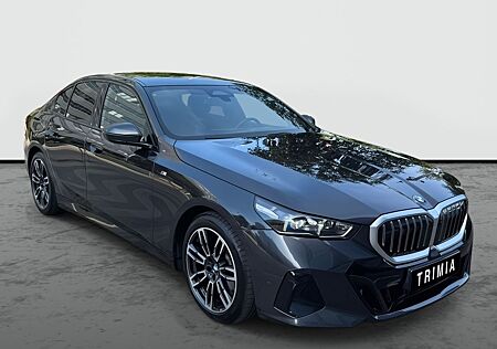 BMW 520d xDrive Lim. M Sport | HUD | 360 Cam | AHK