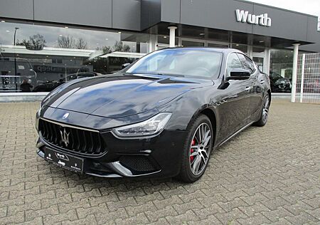 Maserati Ghibli SQ4 GranSport