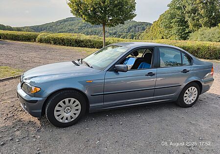 BMW 316i - Sommer- und Winterreifen!