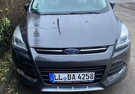 Ford Kuga 2,0 TDCi 4x4 132kW Titanium PowerShift ...