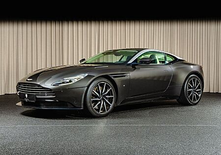 Aston Martin DB11 5.2 V12 Coupé, B&O, Sport Exhaust, 20"