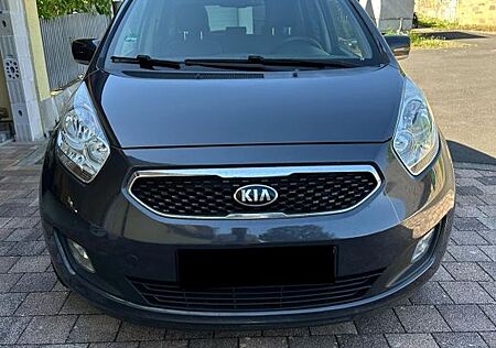 Kia Venga 1.6 CRDi Dream-Team/Pano/8-Fach bereift