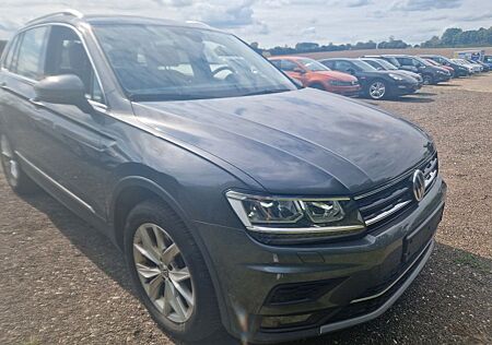 VW Tiguan Volkswagen Highline BMT/Start-Stopp 4Motion