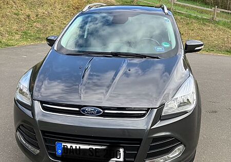 Ford Kuga 1,5 EcoBoost 2x4 110kW Crossover Titanium