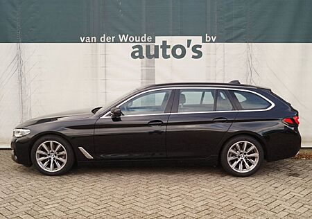 BMW 520i 520 5-serie Touring Business Edition Plus -