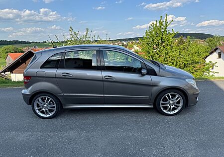 Mercedes-Benz B 200 CDI-Brabus Alufelgen u.Ausstatt. ,TÜVneu