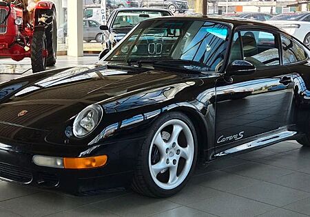Porsche 993 CARRERA S COUPE SCHALTER