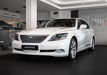Lexus LS 600 HL/Mark Levinson/Soft Close/Vent. seats