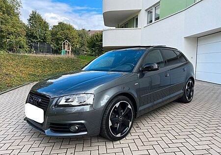 Audi A3 1.4 TFSI S line Sportback-PANORAMA-XENON-TÜV